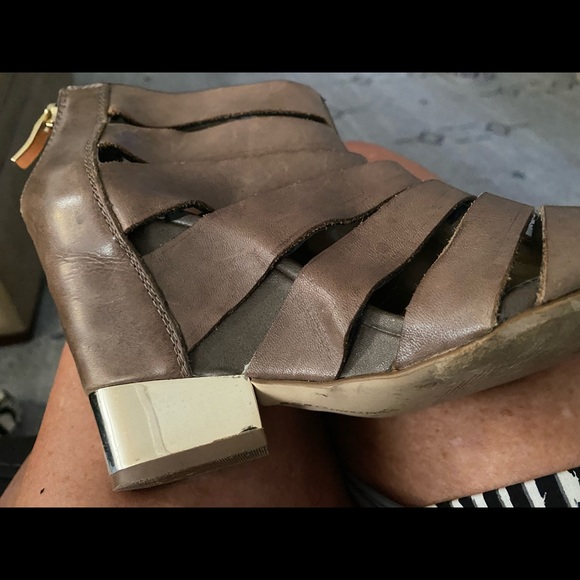 Brown high heel sandal BCBG Generation - Picture 3 of 5